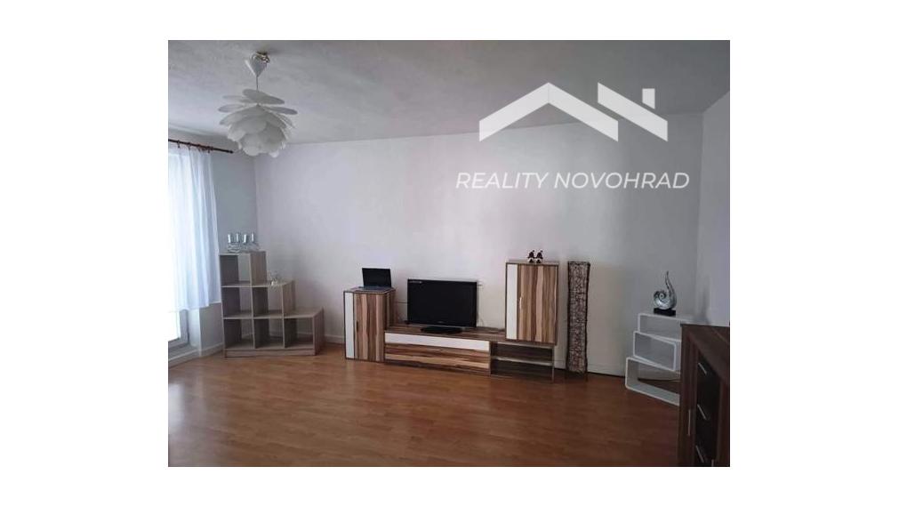 TOMÁŠOVCE okr. Lučenec - Priestranný 3-podlažný dom – 2 BYTY, KRB. GARÁŽ