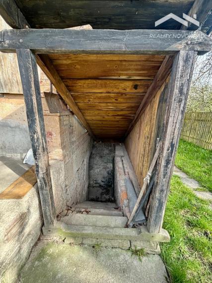 Historické rodinné sídlo s pozemkom 4 727m2 - Lučenec