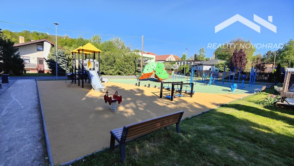 Ideálne bývanie: 2-izbový byt s 2 loggiami v pokojnej lokalite – Halič