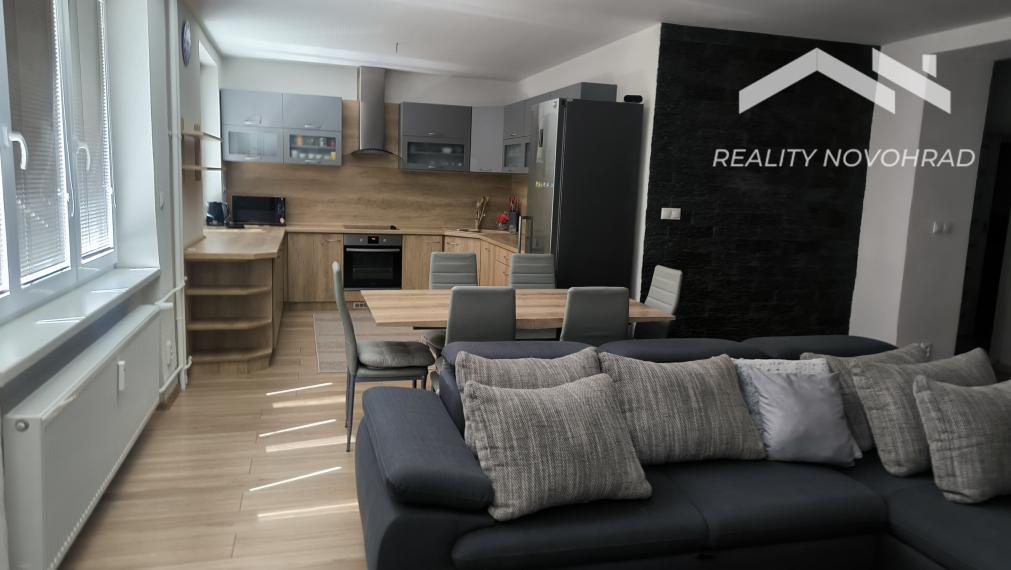 3 IZBOVÝ BYT LUČENEC - PRIAME CENTRUM