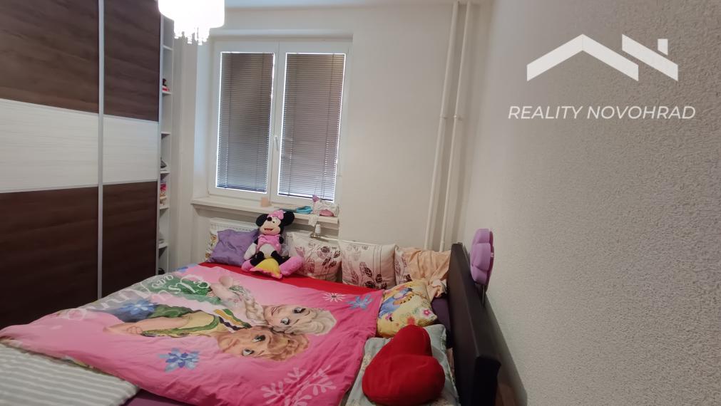 3 IZBOVÝ BYT LUČENEC - PRIAME CENTRUM