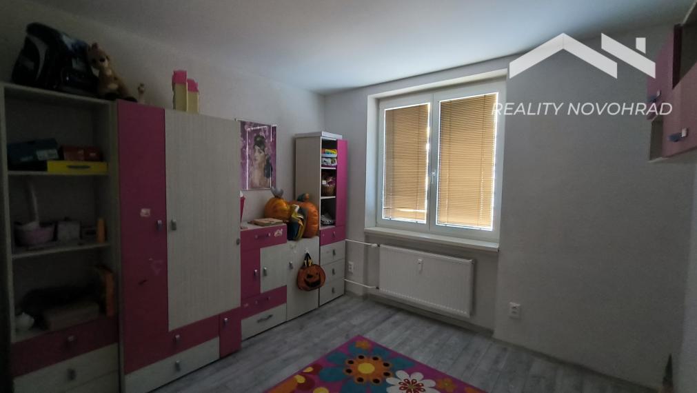 3 IZBOVÝ BYT LUČENEC - PRIAME CENTRUM