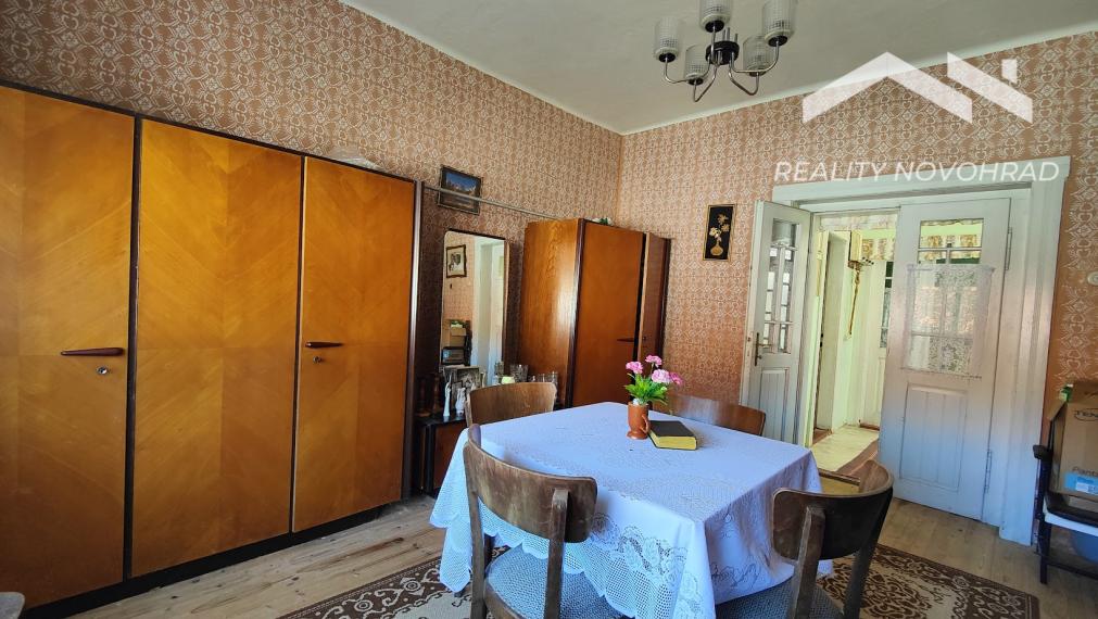 Vidiecky dom s čarom prírody a slnečným pozemkom v Slanej Lehote