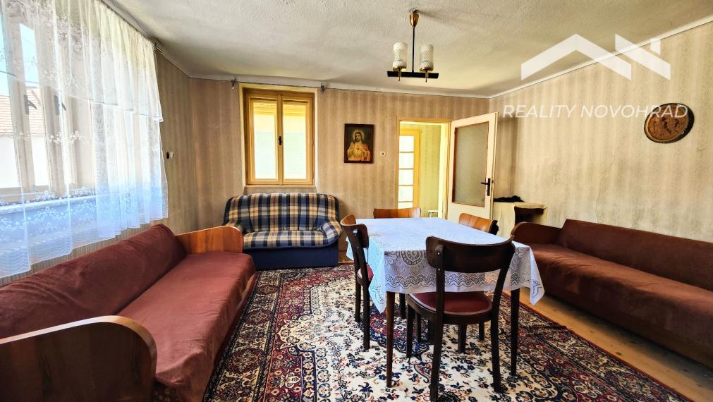 Vidiecky dom s čarom prírody a slnečným pozemkom v Slanej Lehote