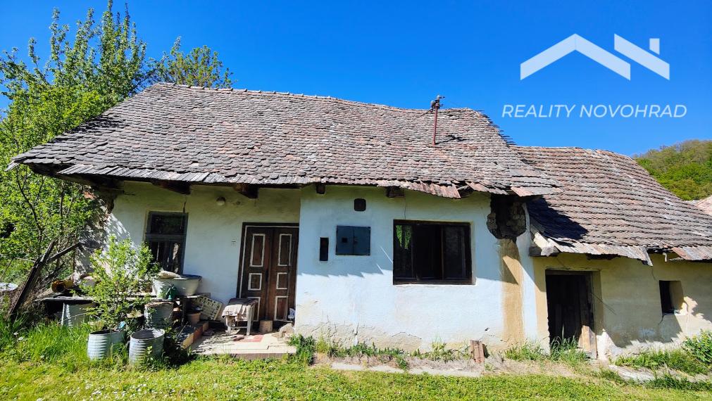 Vidiecky dom s čarom prírody a slnečným pozemkom v Slanej Lehote