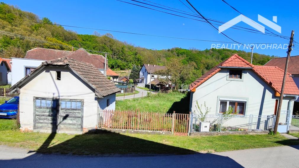 Vidiecky dom s čarom prírody a slnečným pozemkom v Slanej Lehote