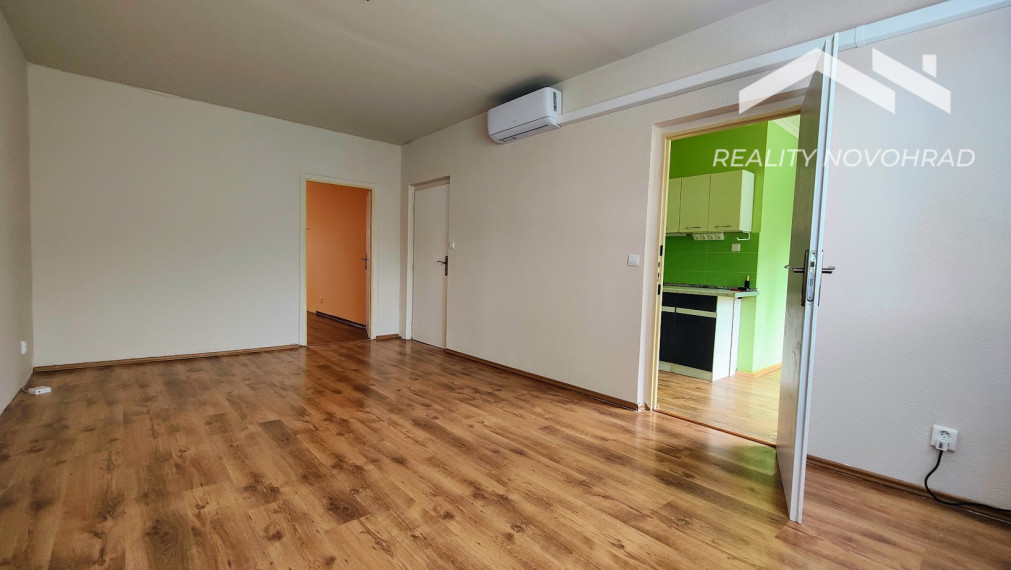 Moderný 2-izbový byt s balkónom a klimatizáciou – Lučenec, Opatová