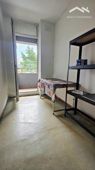 Predaj 3,5 izbového bytu - Hnúšťa