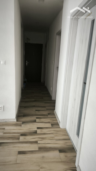 3 IZBOVÝ BYT LUČENEC - PRIAME CENTRUM