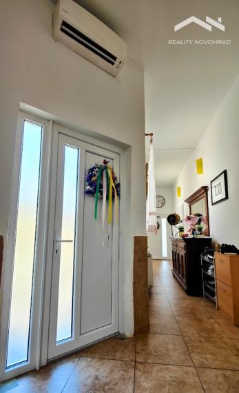 Veľkorysý rodinný dom v Haliči – 1 378 m², nádherná záhrada, 2 garáže