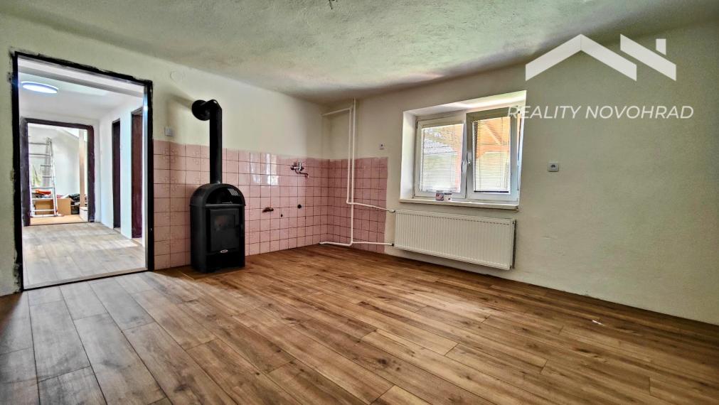 DVOJPODLAŽNÝ RODINNÝ DOM V KOTMANOVEJ – VEĽKÝ POZEMOK 1 251 m², 235 m² ÚŽITKOVEJ PLOCHY