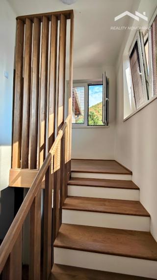DVOJPODLAŽNÝ RODINNÝ DOM V KOTMANOVEJ – VEĽKÝ POZEMOK 1 251 m², 235 m² ÚŽITKOVEJ PLOCHY