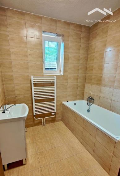 DVOJPODLAŽNÝ RODINNÝ DOM V KOTMANOVEJ – VEĽKÝ POZEMOK 1 251 m², 235 m² ÚŽITKOVEJ PLOCHY