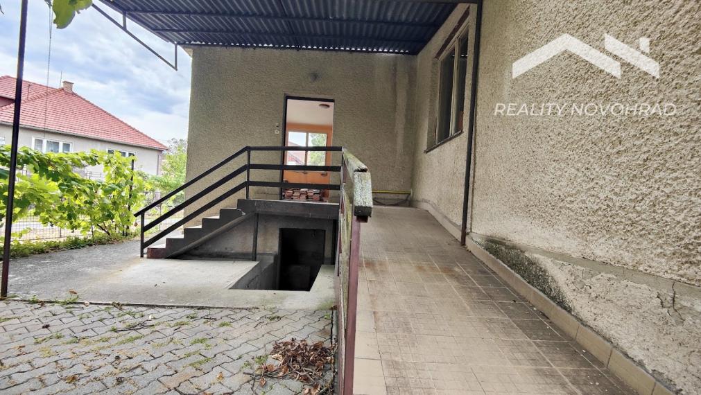 Unikátna nehnuteľnosť s osobitou históriou a atmosférou v obci Horná Strehová