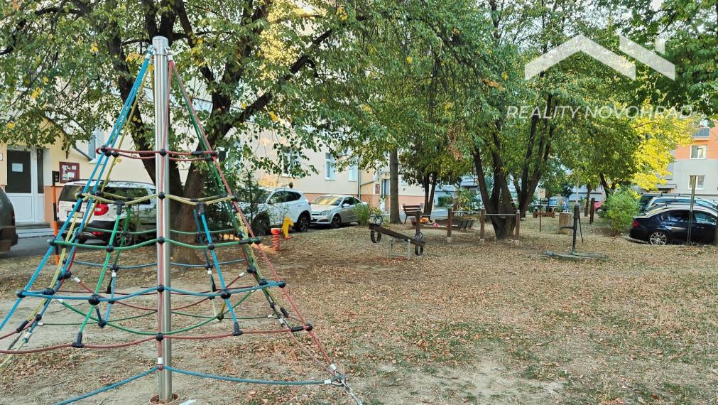 Príjemný 2,5-izbový byt s balkónom v Lučenci - blízko centra