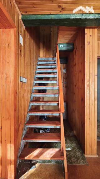 Rekreačná chata pri potôčiku a lyžiarskom vleku – Kokava Háj
