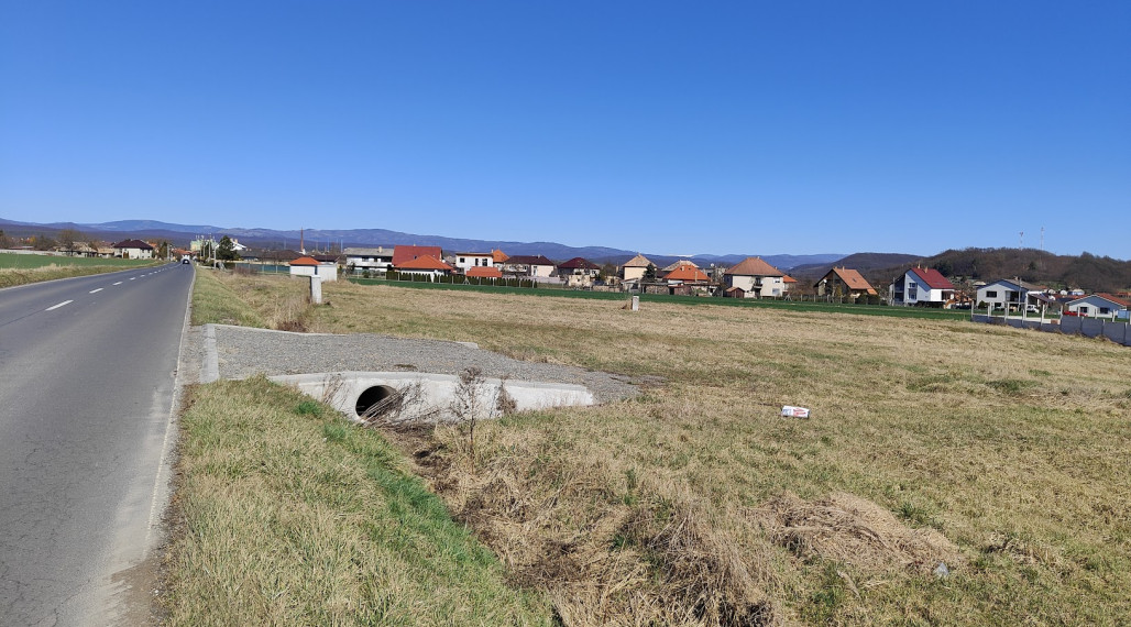 Na predaj stavebný pozemok s kompletnými inžinierskymi sieťami!
