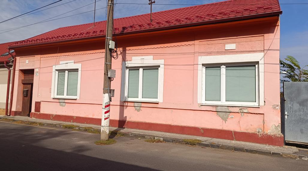 PRÍZEMNÝ RODINNÝ DOM LUČENEC.