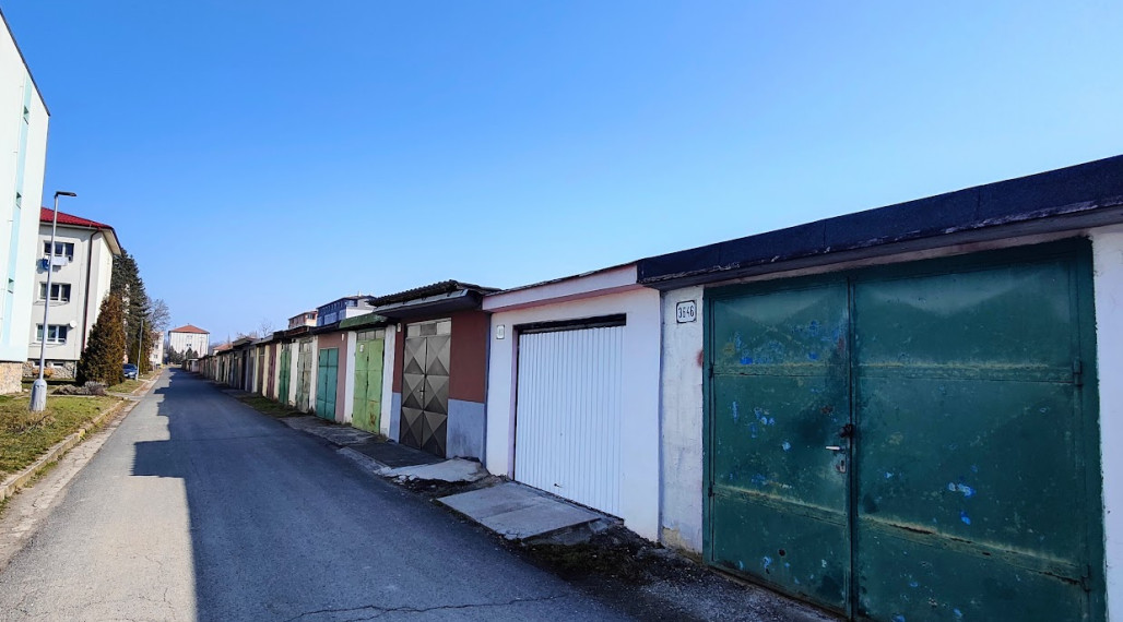 Predaj murovaná garáž 20 m² – ul. A. Jiráska