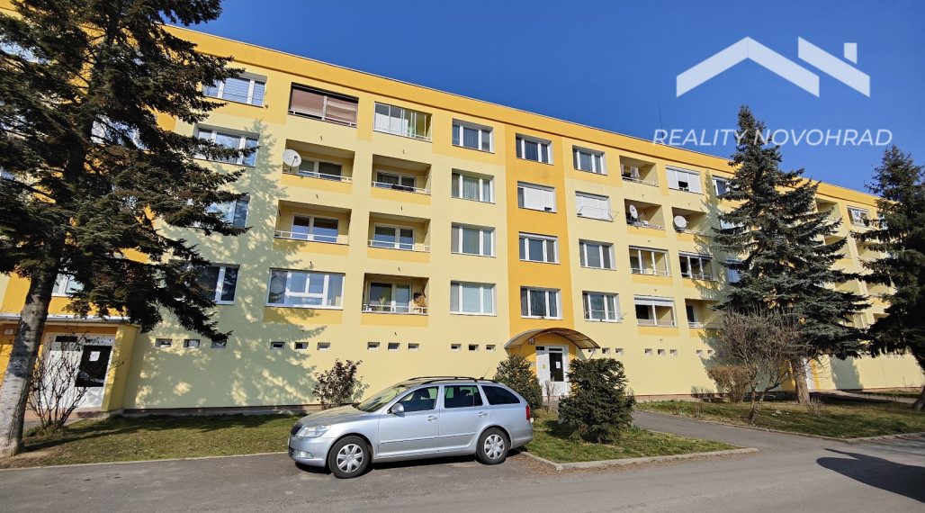 🔑 1-izbový byt na PREDAJ – 36 m², výťah, skvelá lokalita, Poltár