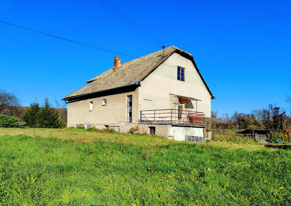 Investičná príležitosť: Rodinný dom v Tomášovciach - Skvelá investícia do pokojného vidieckeho života!