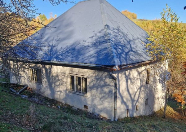 Hľadáte únik pred svetom - chalupa  na polosamote