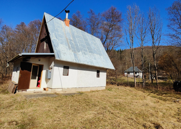 AKCIA ! Tradičná chatka s jedinečnou atmosférou novohradskej prírody