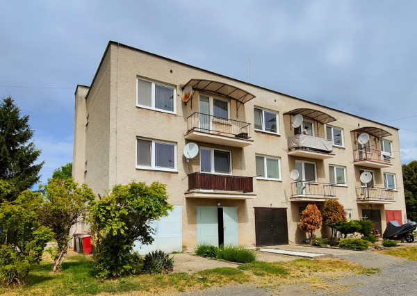 Výnimočný 4,5-izbový Byt s priestrannou Záhradou a vykurovanou Garážou