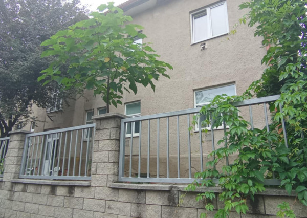 Svetlý 2-izbový Byt v Srdci Lučenca na Partizánskej Ulici