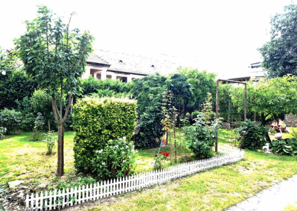 PANICKÉ DRAVCE - RD na pozemku 54 árov - ideálne farmárske bývanie na vidieku