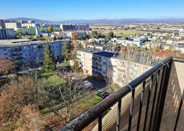 RÚBANISKO I - 3-izbový byt 58 m2, BALKÓN ,s NÁDHERNÝM VÝHĽADOM, príjemná a tichá lokalita