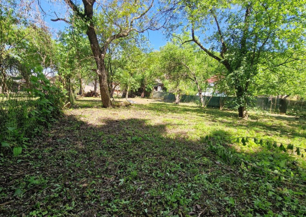 POLTÁR 2 izbový VÍKENDOVÝ domček (chalupa) na pozemku 1193 m2