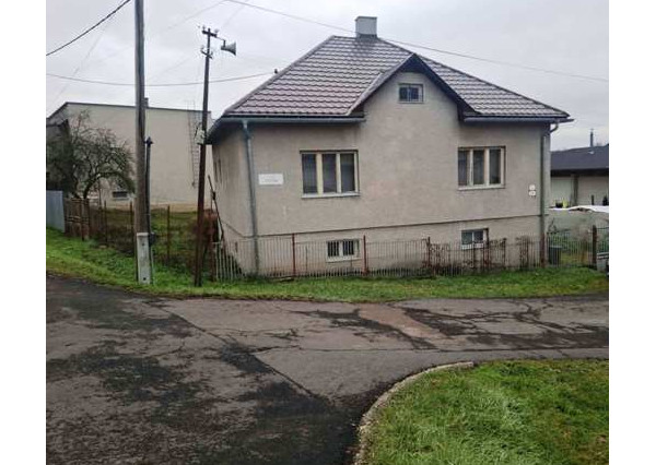 OPATOVÁ- RD - letná kuchynka, GARÁŽ SP 373 m2