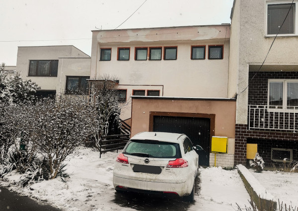 🏡 Rodinný dom s potenciálom v pokojnej časti Lučenca – Opatová