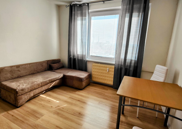 Príjemný 1-izbový byt na PRENÁJOM  v obľúbenej lokalite – Poltár