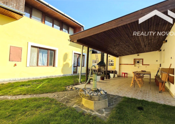 Nadčasový dom pri parku v Lučenci – priestor, štýl a súkromie v dokonalej harmónii