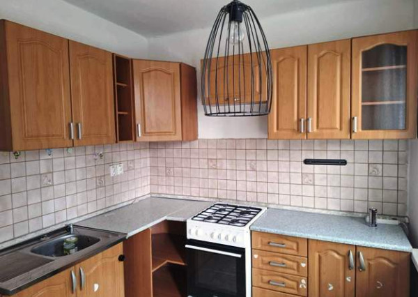 NOVOHRADSKÁ - LUČENEC (Čínsky múr) 2,5-izbový byt s loggiou (62 m²)