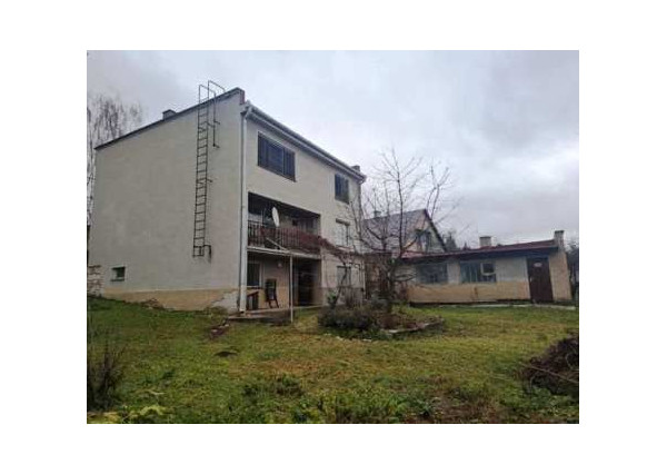 OPATOVÁ - PRIESTRANNÝ 4-IZBOVÝ RODINNÝ DOM s PRAKTICKOU DISPOZÍCIOU