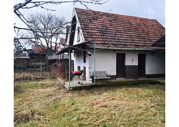 TOMÁŠOVCE okr. LC -  Priestranný rodinný dom  363,85 m² s VEĽKÝM potenciálom