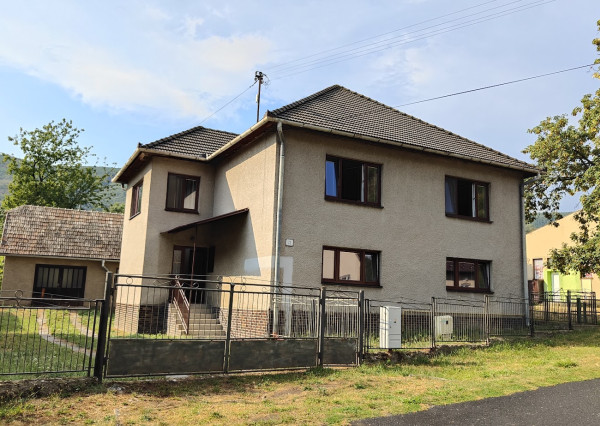 DVOJPODLAŽNÝ RODINNÝ DOM V KOTMANOVEJ – VEĽKÝ POZEMOK 1 251 m², 235 m² ÚŽITKOVEJ PLOCHY