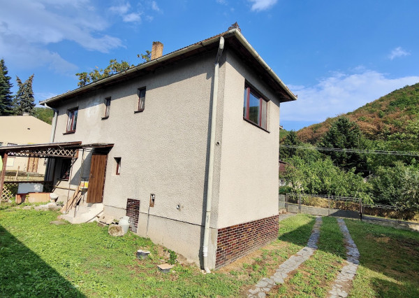 DVOJPODLAŽNÝ RODINNÝ DOM V KOTMANOVEJ – VEĽKÝ POZEMOK 1 251 m², 235 m² ÚŽITKOVEJ PLOCHY