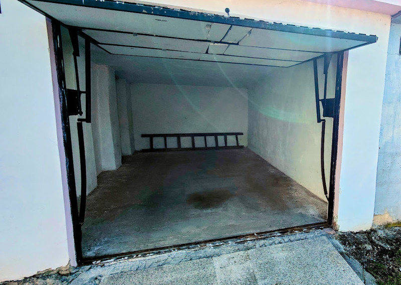 Predaj murovaná garáž 20 m² – ul. A. Jiráska - fotografia 2