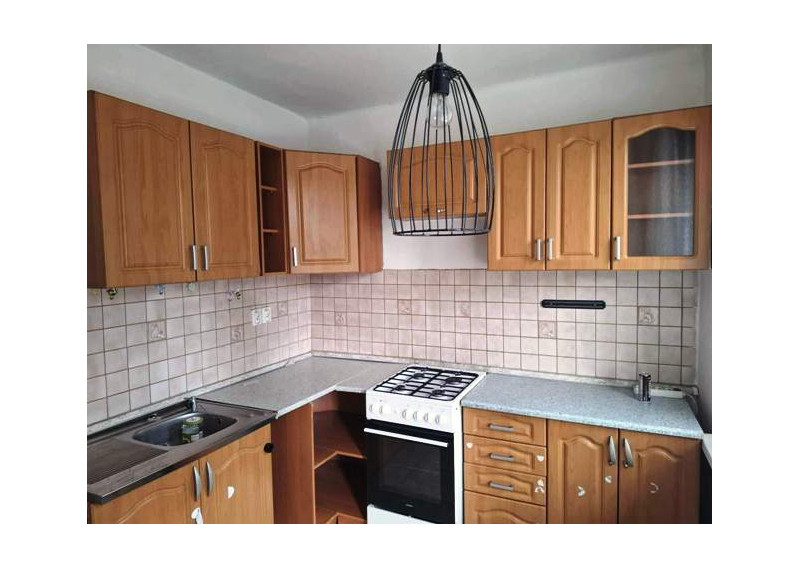 NOVOHRADSKÁ - LUČENEC (Čínsky múr) 2,5-izbový byt s loggiou (62 m²) - fotografia 1