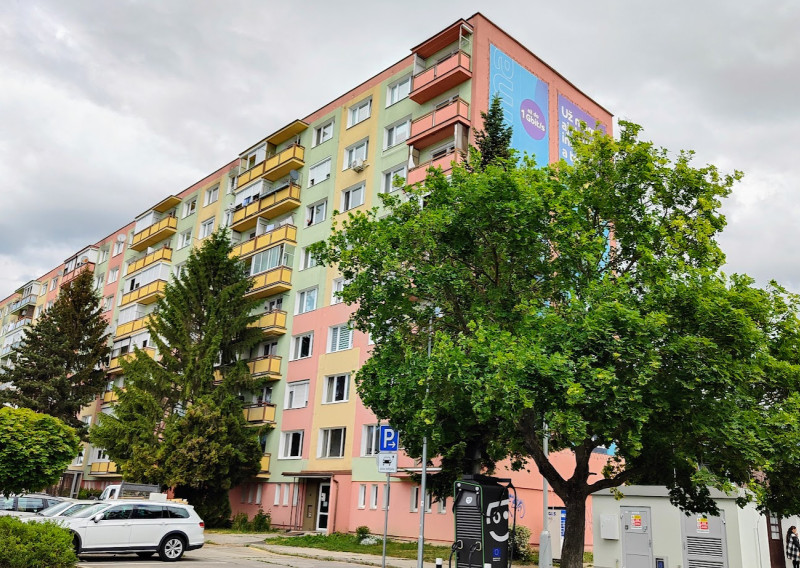 Moderný 2-izbový byt s balkónom a klimatizáciou – Lučenec, Opatová - fotografia 1